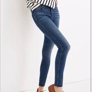 Madewell 9” High Rise Skinny Raw Hem